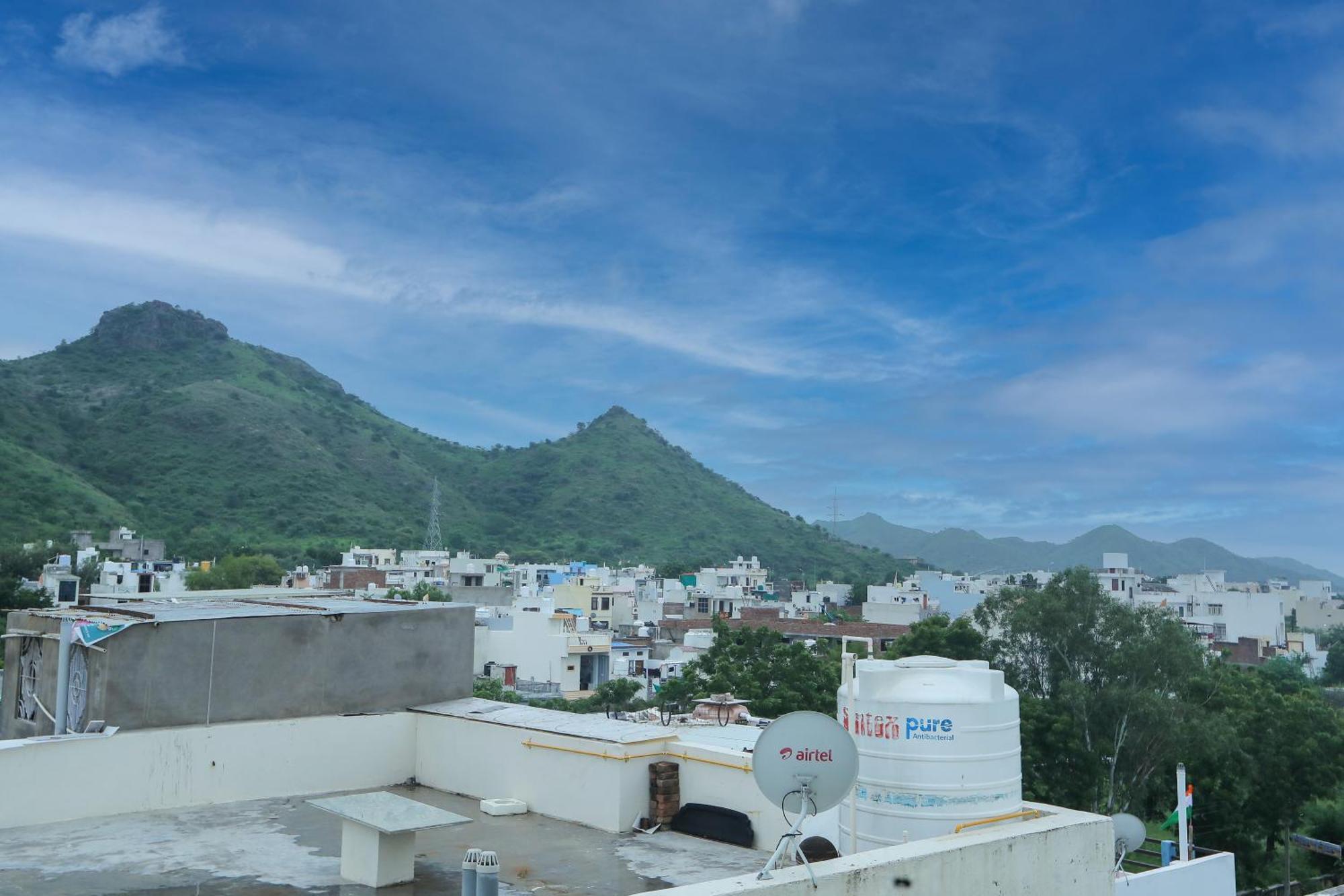 Chitrakoot Residency Lejlighedshotel Udaipur Eksteriør billede