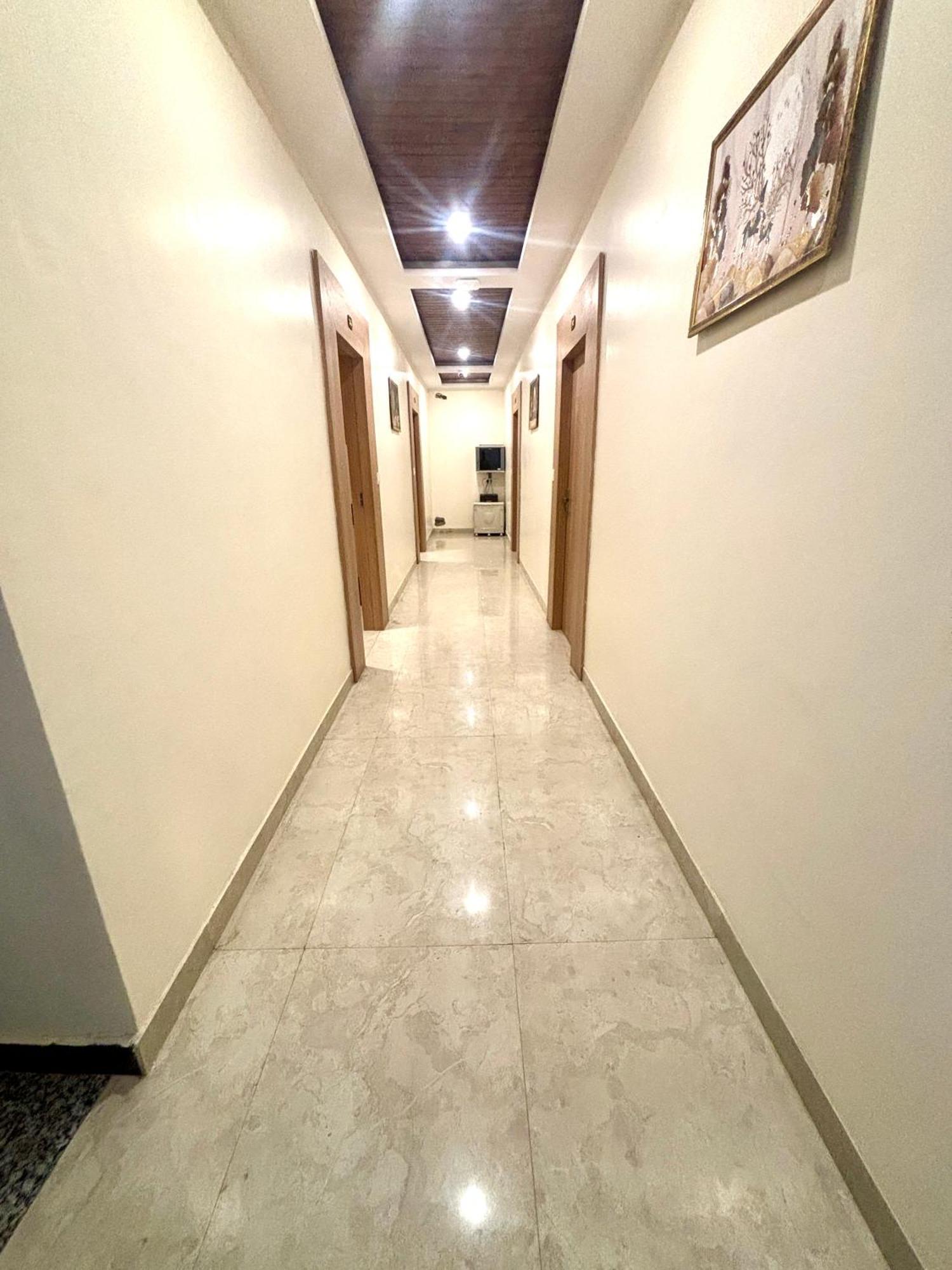 Chitrakoot Residency Lejlighedshotel Udaipur Eksteriør billede